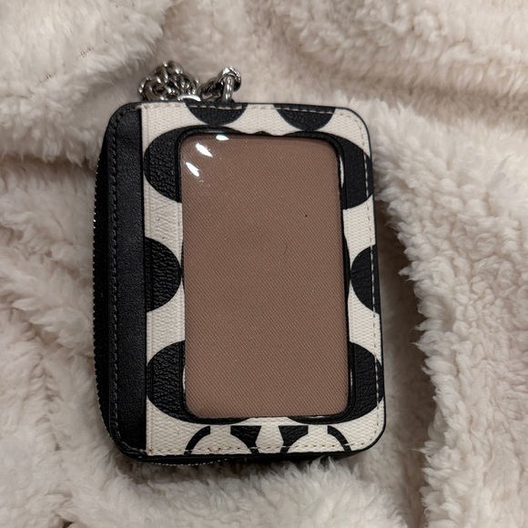 Black and White Coach Wallet with signature C pattern - Picture 2 of 3